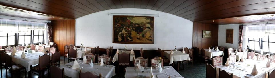 Zum Muhlehannes Hotel in Saarland, 66, Germany