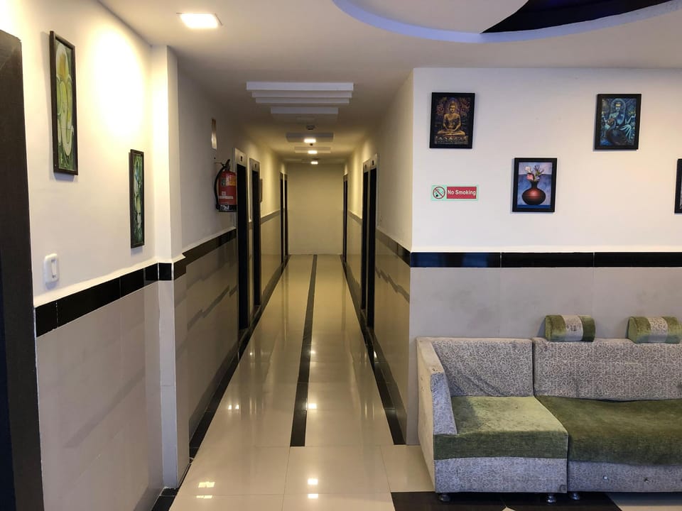 Wishotel Xpress 7 Eleven Hotel in India