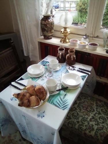 Lenard Charles Bed & Breakfast Hotel in Normandy