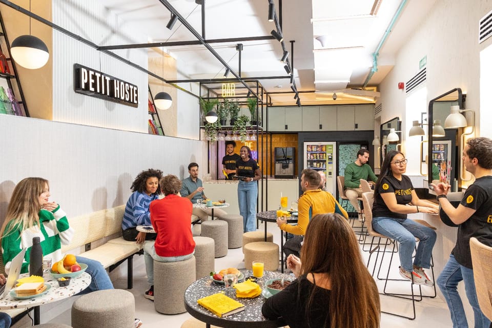 Shared lounge/TV area