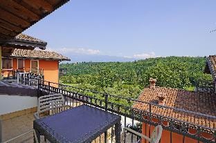 Residence Albatros B8 by Wonderful Italy Hotel in Lake Garda