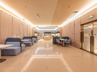 Hanting Hotel Dunhuang Shazhou Market Municipal Square Hotel in China