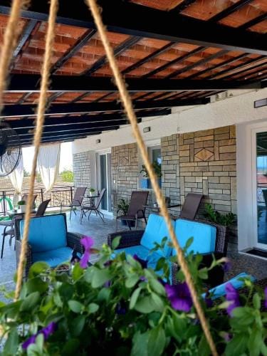 four sis rooms Hotel in Decentralized Administration of Macedonia and Thrace
