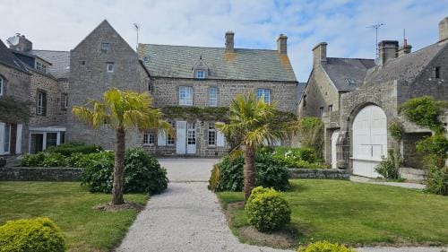 Le conquerant - chambres meublees - Barfleur Hotel in Normandy