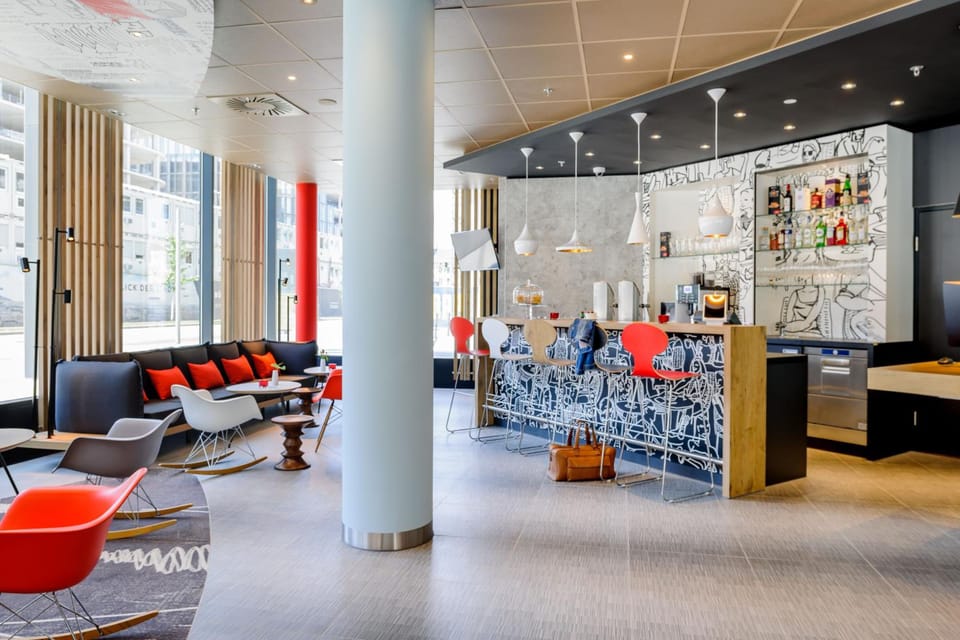 Bar/lounge