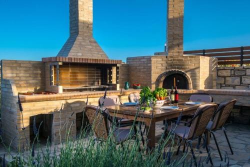 Royal nest villa Pitsidia Hotel in Crete