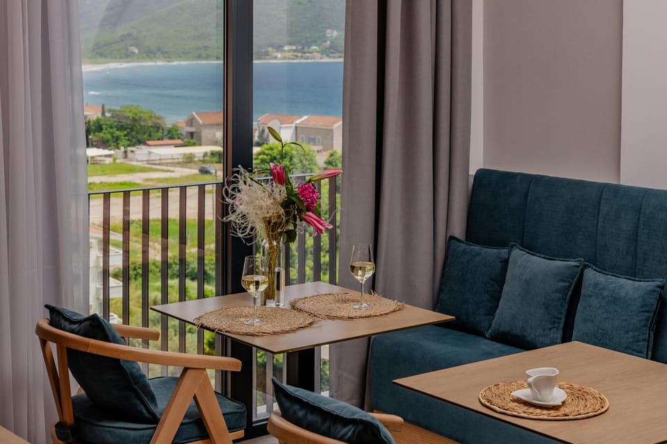 Hotel AQUILO Hotel in Budva Municipality
