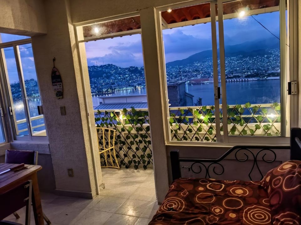 Bahia 50's Hotel in Acapulco