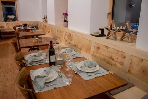 Osteria Bakar Hotel in Airolo