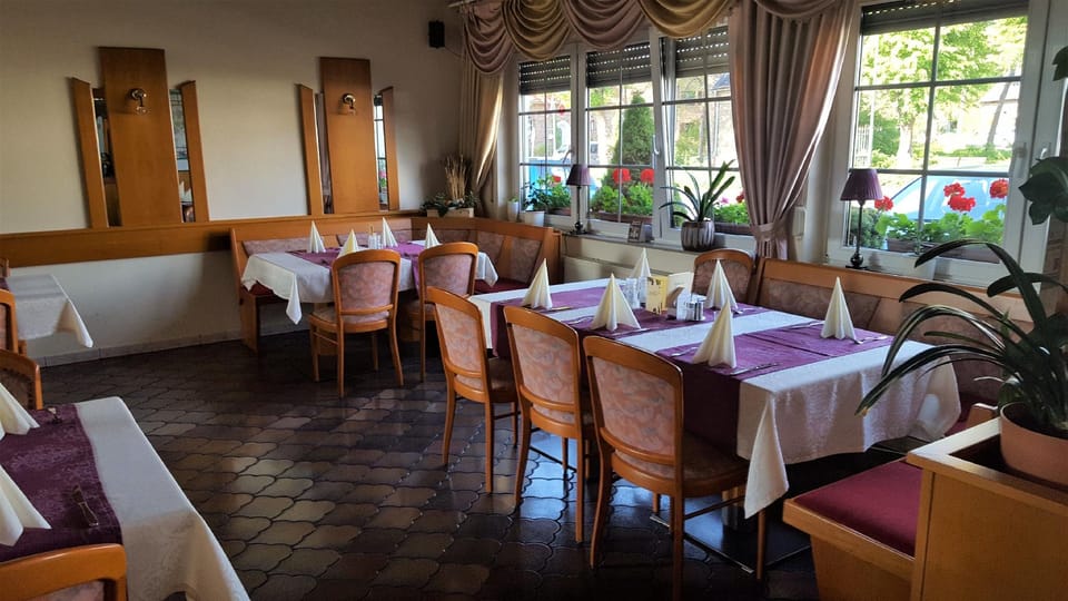 Hotel Restaurant Neffelthal Hotel in Rhineland-Palatinate