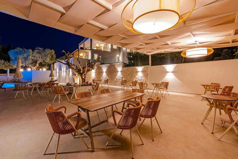 Serenity Hill Hotel in Halkidiki