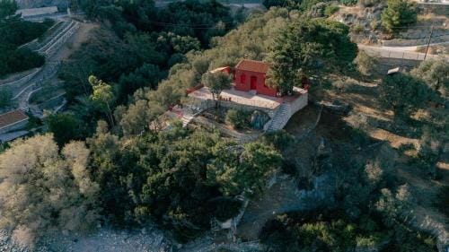 Δωματια Κοκκινος Πυργος Hotel in İzmir Province