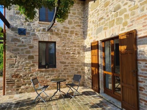 La Mela Rosa Bed & Breakfast Hotel in Marche