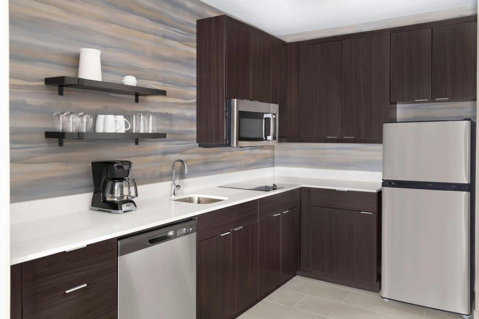 Residence Inn by Marriott Detroit Dearborn Hotel in Dearborn