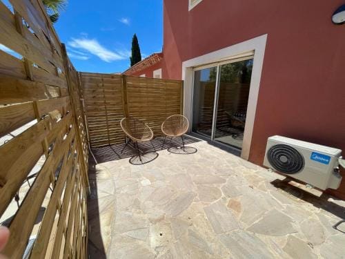 La Casa Bella Hotel in Marignane