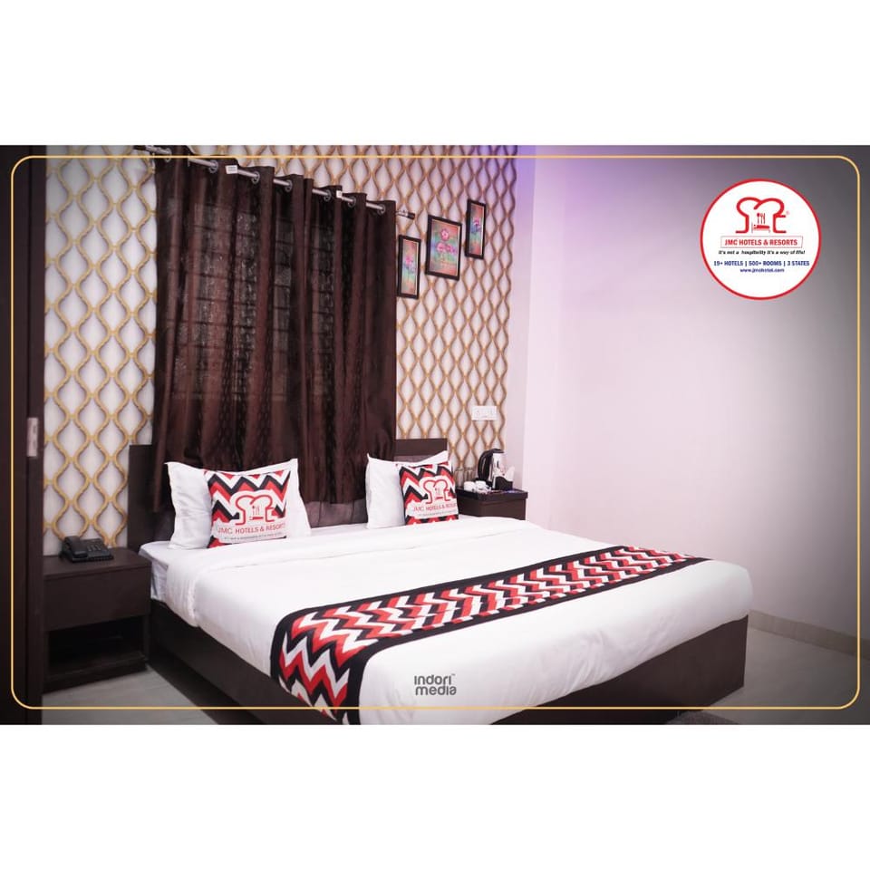 JMC HOTEL S INN, PITHAMPUR Hotel in India