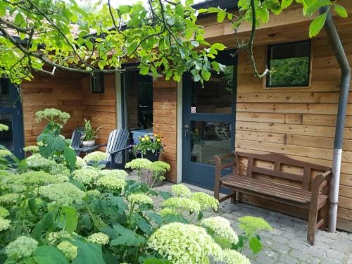 B&B Land of Tir Nan Og Lodge in Lommel