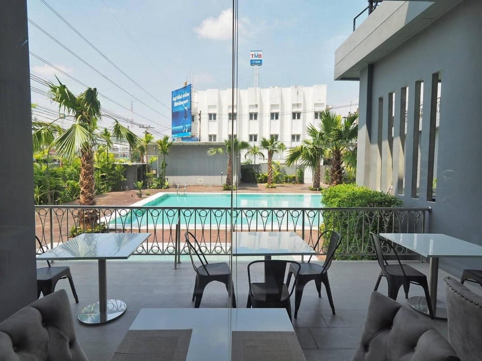 The Cheewin Hotel & Convention Hotel in Laos