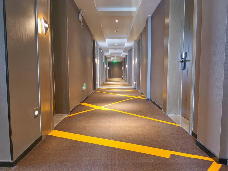 Iu Hotel (Beijing Changping Subway Station Store) Hotel in Beijing