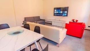 Piazza Garibaldi - Italian Homing Hotel in Desenzano del Garda