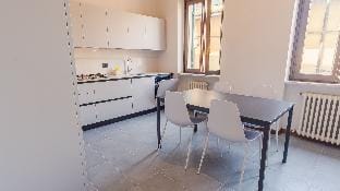 Piazza Garibaldi - Italian Homing Hotel in Desenzano del Garda