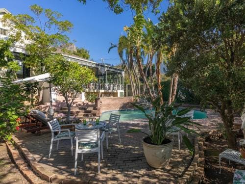 Mediterranean Villa Guesthouse Hotel in Cape Town