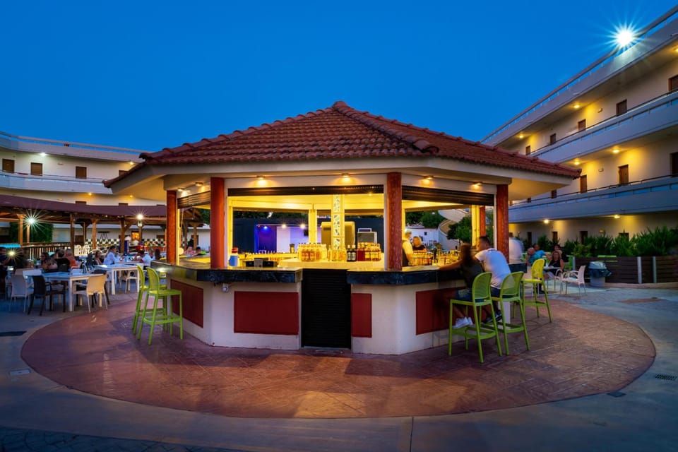 Villa Mare by Delfinia Resort Hotel in Kolympia