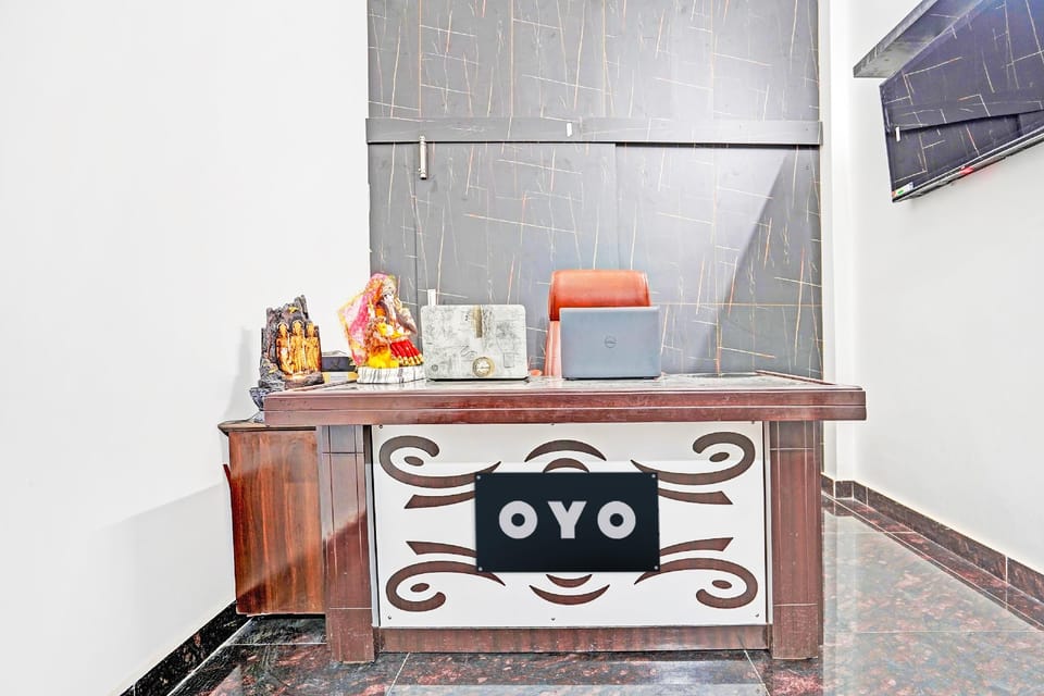 Hotel O Rooftop Castle Hotel in Noida