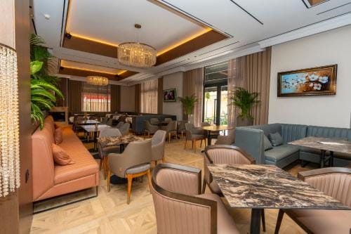 Hotel Mozart Hotel in Montenegro
