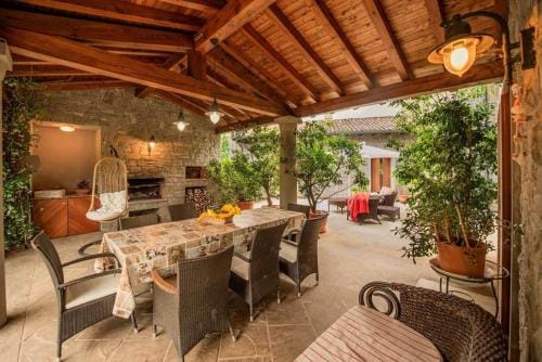 B&B VILLA MELOGRANO PONTOGLIo Hotel in Province of Brescia