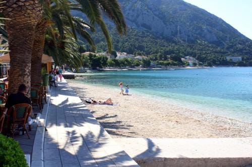 Twin Room Gradac 16006c Hotel in Dubrovnik-Neretva County