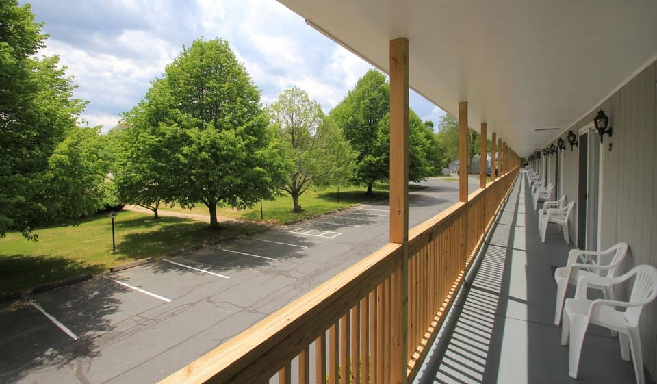 The Majestic Regency Resort Hotel in Wells