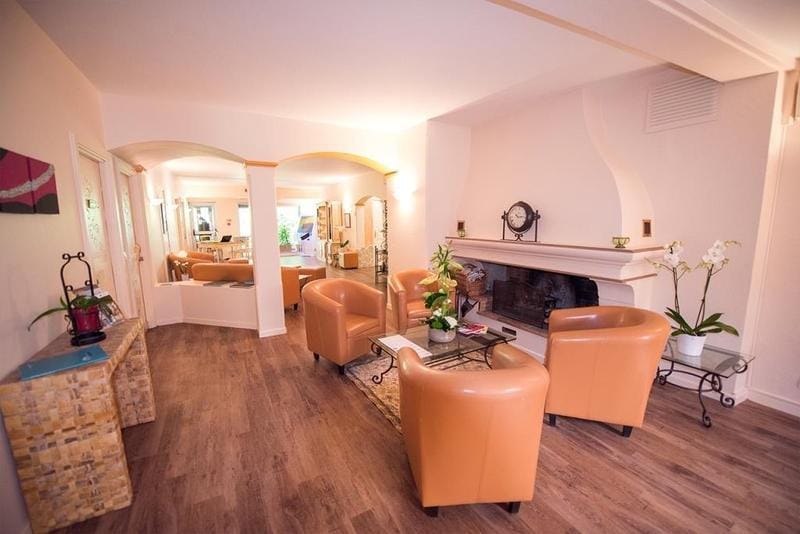 Castel  Provence Hotel in Mouans-Sartoux