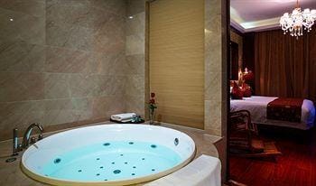 Blossom Water Museum Hotel Hotel in Hangzhou