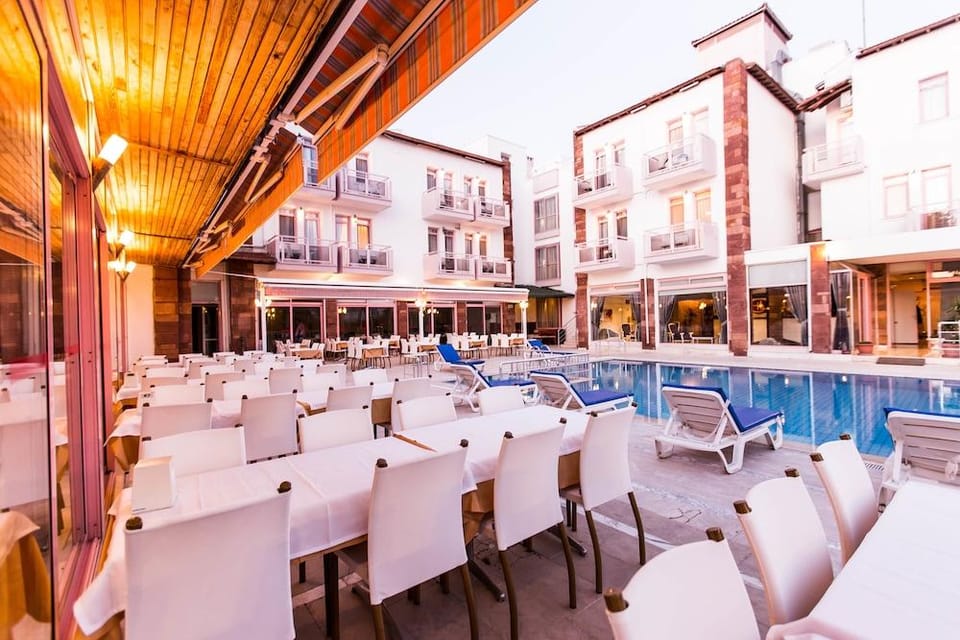 Hanedan Beach Hotel Hotel in İzmir Province