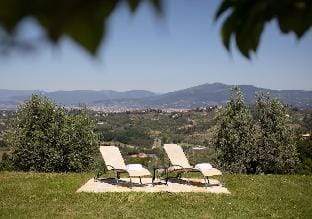 Tenuta Torre Rossa Farm & Apartments Hotel in Tuscany