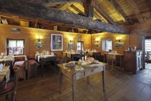 Hotellerie De Mascognaz Hotel in Aosta Valley, Italy