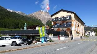 Hotel Al Rom Hotel in Canton of Grisons