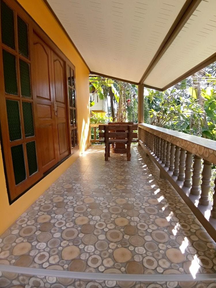 Baan Mek Lom Hotel in Phang-nga Changwat