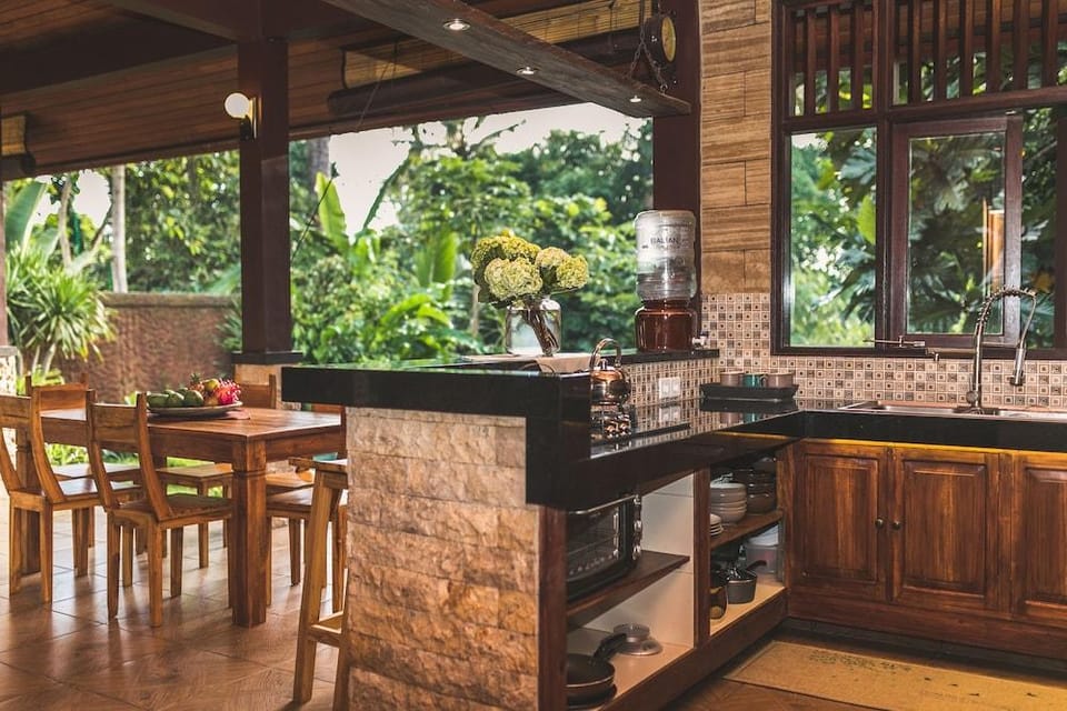 Luxury A Priori Ubud Hotel in Abiansemal