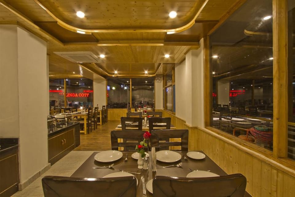 Sarthak Regency Hotel in Manali