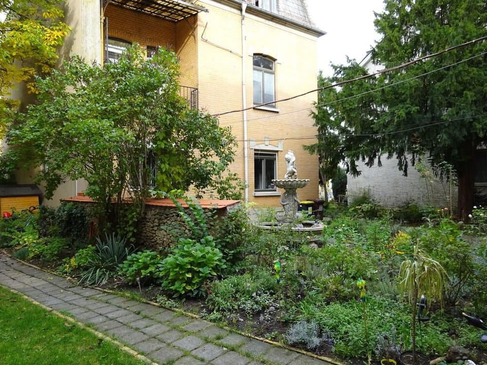 Hummel Hostel Hotel in Weimar