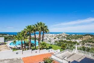 Villa Coppitella  Rooms & Apartments Hotel in Vieste