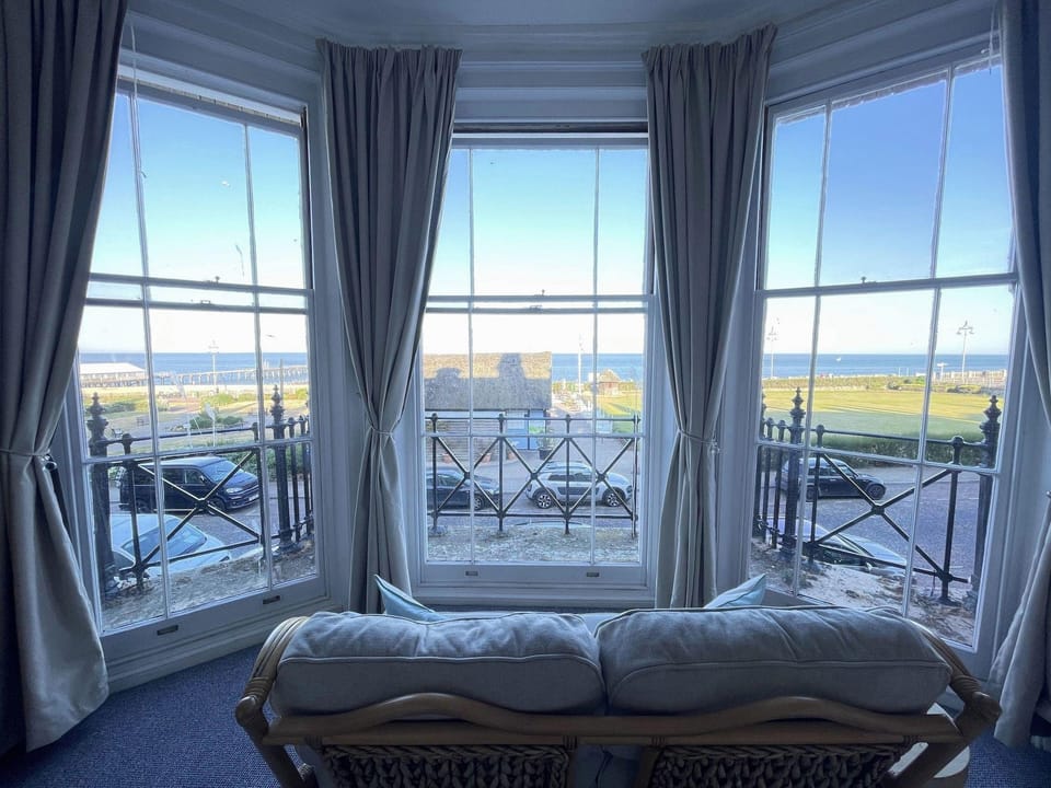 Bon-ami Hotel in Lowestoft