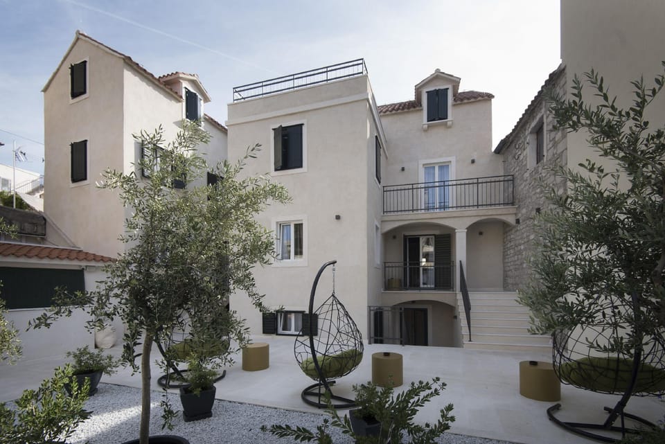 Sperone Luxury Accommodation Hotel in Split