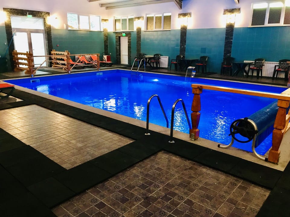 Cabana Sura Getilor Arinis Hotel in Romania