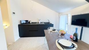 Graceful Apartments Hell Apartment by Ca-Sa Check Hotel in Chioggia