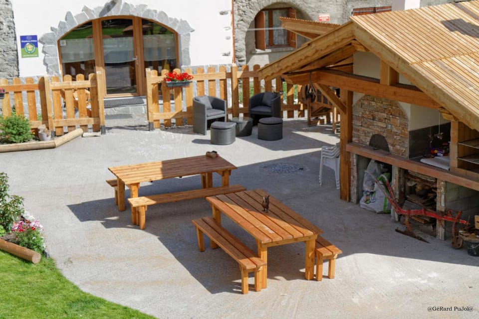 Le Bacchu Ber Hotel in Briançon