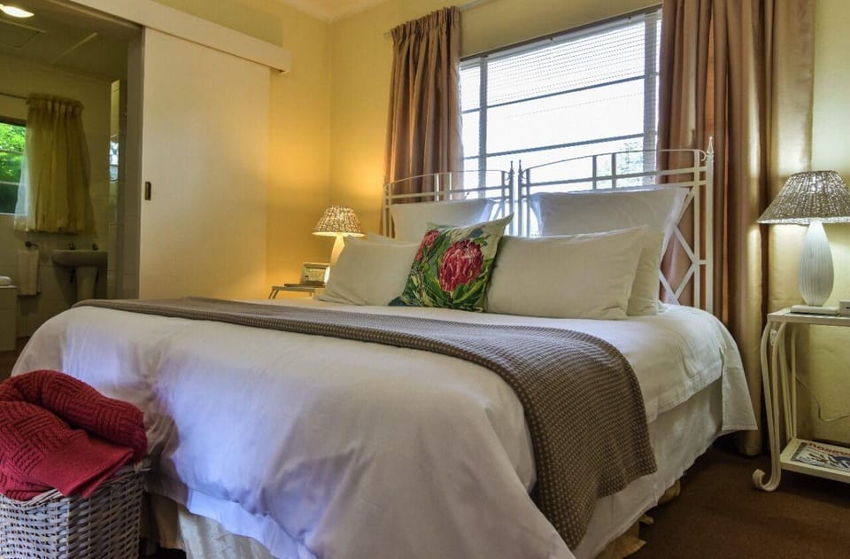 Bushwillow Spacious Cottage for 2 People With Private Garden Access! Hotel in Roodepoort
