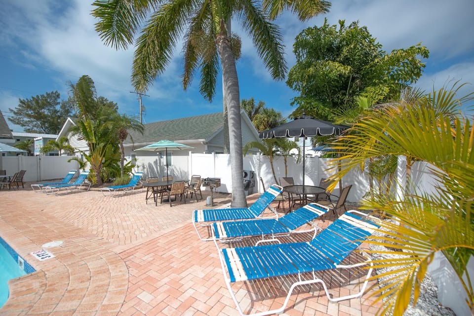 The Retreat at Anna Maria Island Inn Hotel in Bradenton Beach